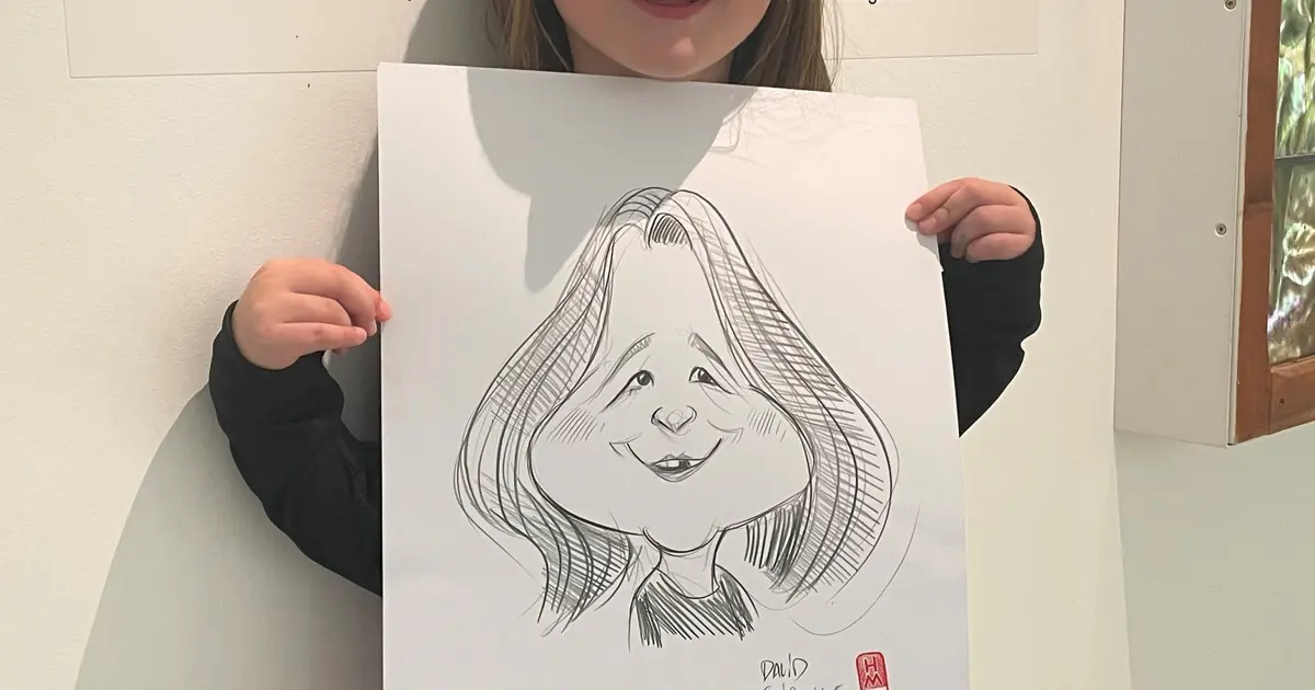 Les ateliers de caricature avec David Gribouille, au Musée du Vitrail de Grand Poitiers