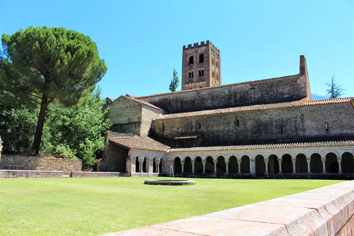 Les Balades Du Conflent : Visite De L'Abbaye De Saint-Michel-De-Cuxa