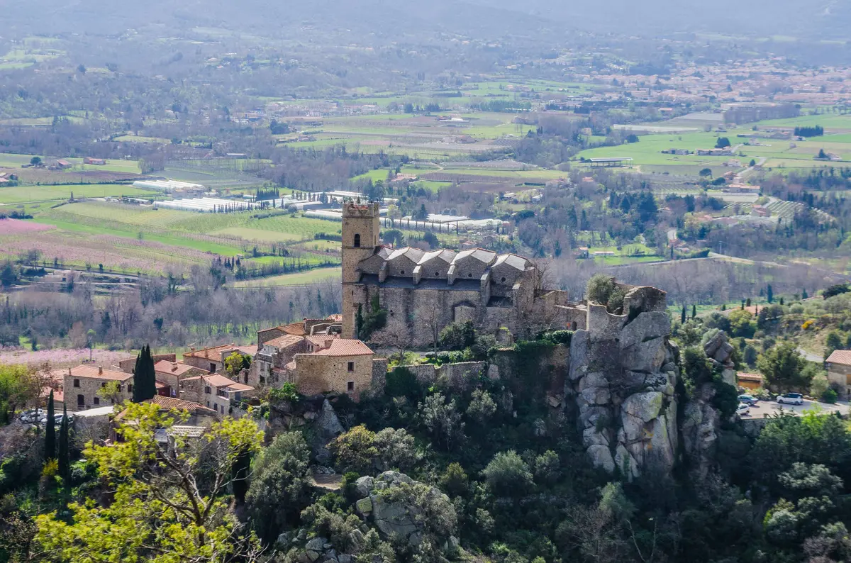 LES BALADES DU CONFLENT : VISITE DU VILLAGE ET DE L'ÉGLISE D'EUS - Copie