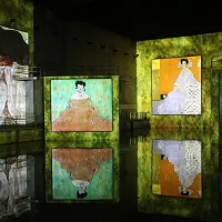 Klimt aux Bassins de Lumières &copy; Anthony Baratier