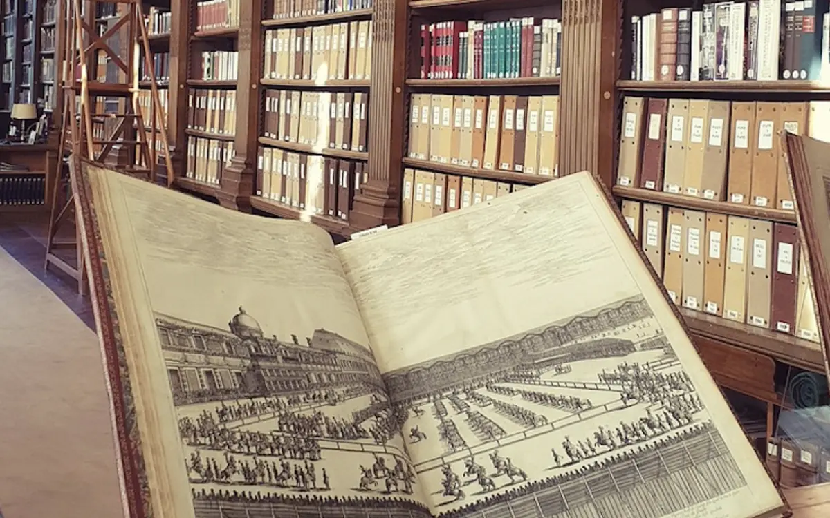 Les bibliothèques de Paris, lieux et collections ïnouis