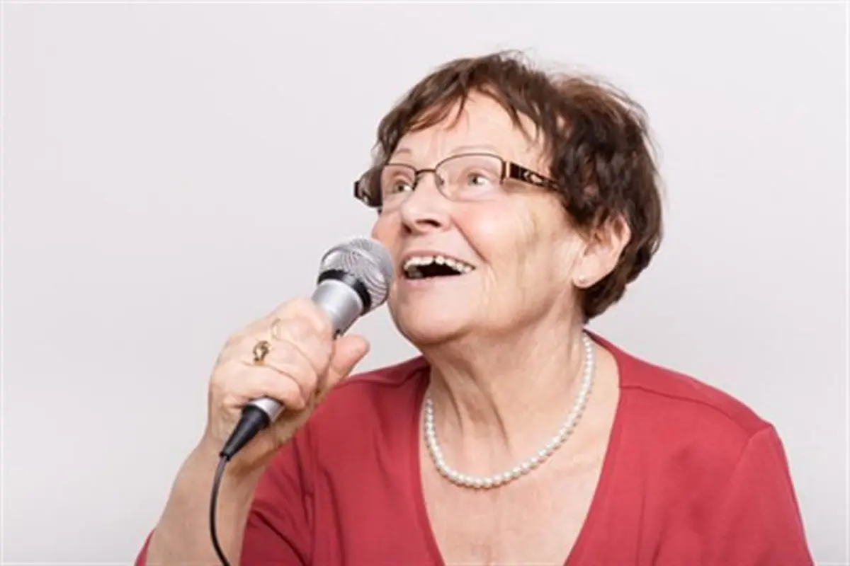 Elle parle avec un p'tit accent