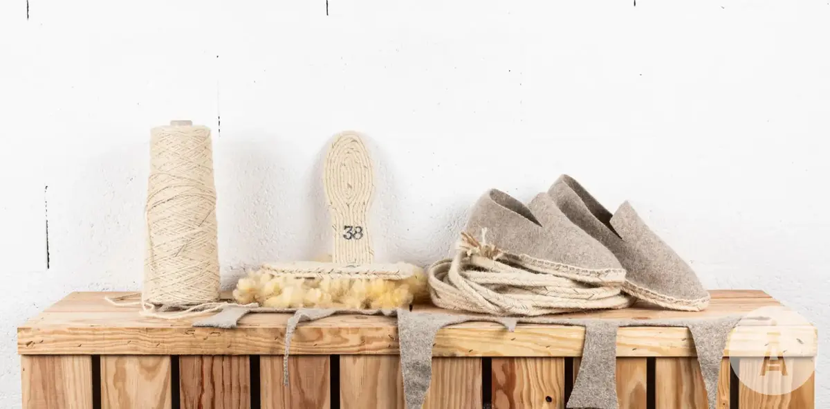 Les espadrilles Armait&eacute;