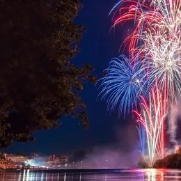 Les Estivales | Feu d'artifice du 14 juillet