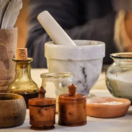 Les Étonnants Patrimoines :  Remèdes, potions et décoctions