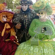 Les Flâneries au Miroir