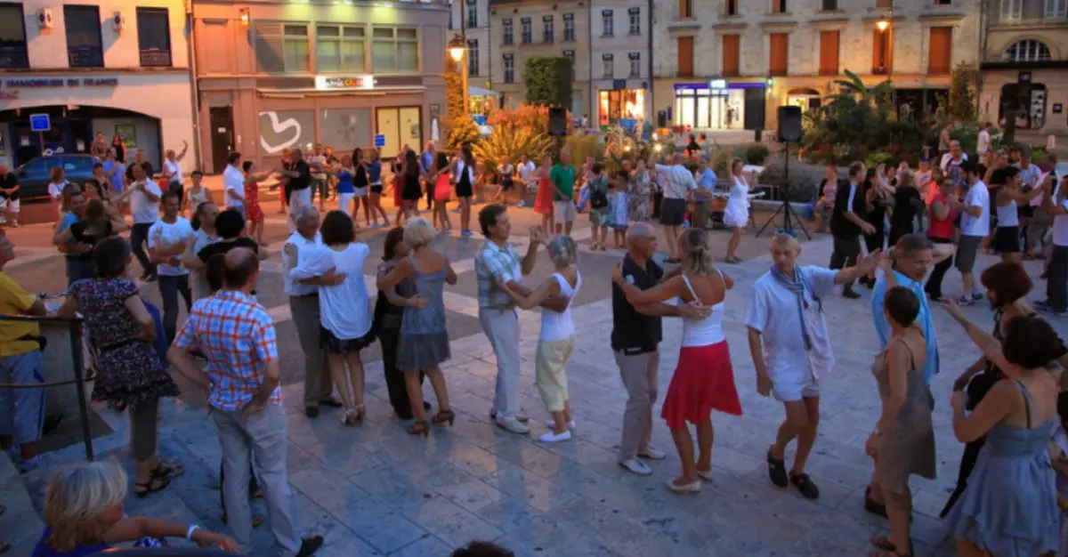 Les jeudis ça danse!