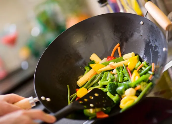 Les légumes du printemps cuisinés au wok