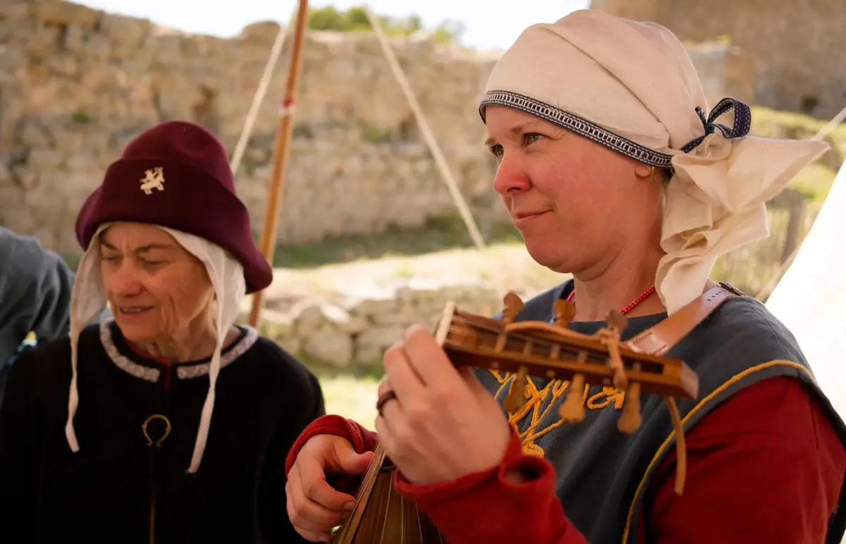 Les Medievales Du Chateau D'Aumelas