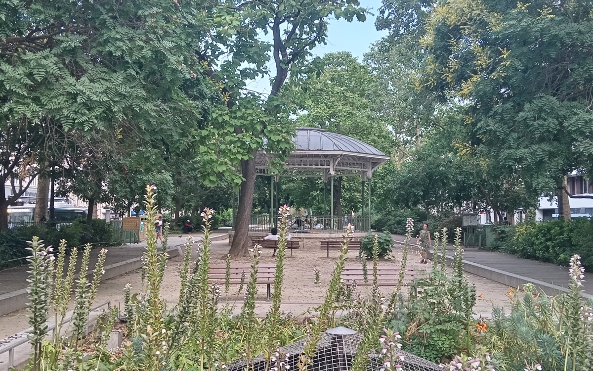KIosque du square Dominique Bernard