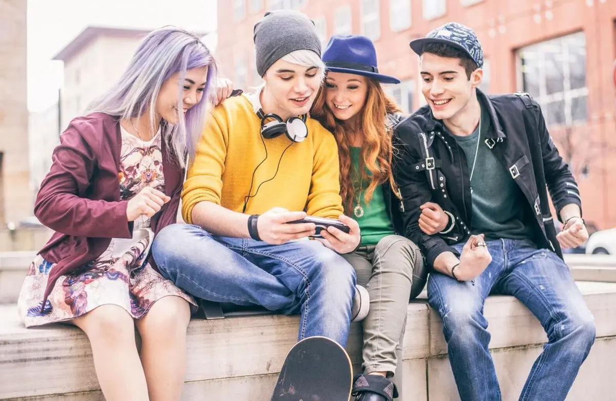 « Téma, ils ont même fait une appli JDS, ces boomers ! »