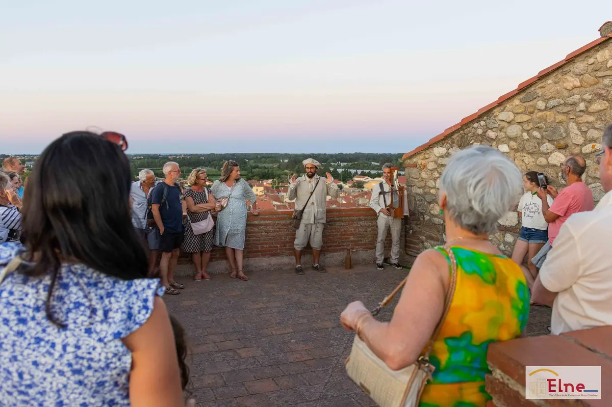 Les Nuits D'Elne - Visites Nocturnes Contées Et Musicales Au Cloître