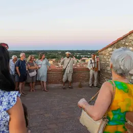 Les Nuits D'Elne - Visites Nocturnes Contées Et Musicales Au Cloître