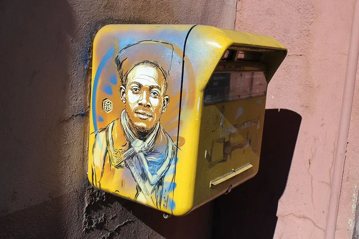 Les portraits de C215.