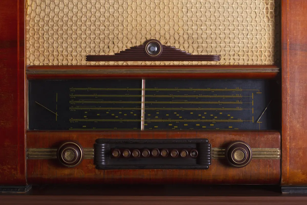 Les postes de radio : histoire et évolution