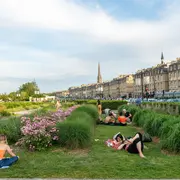 Les quais de Bordeaux