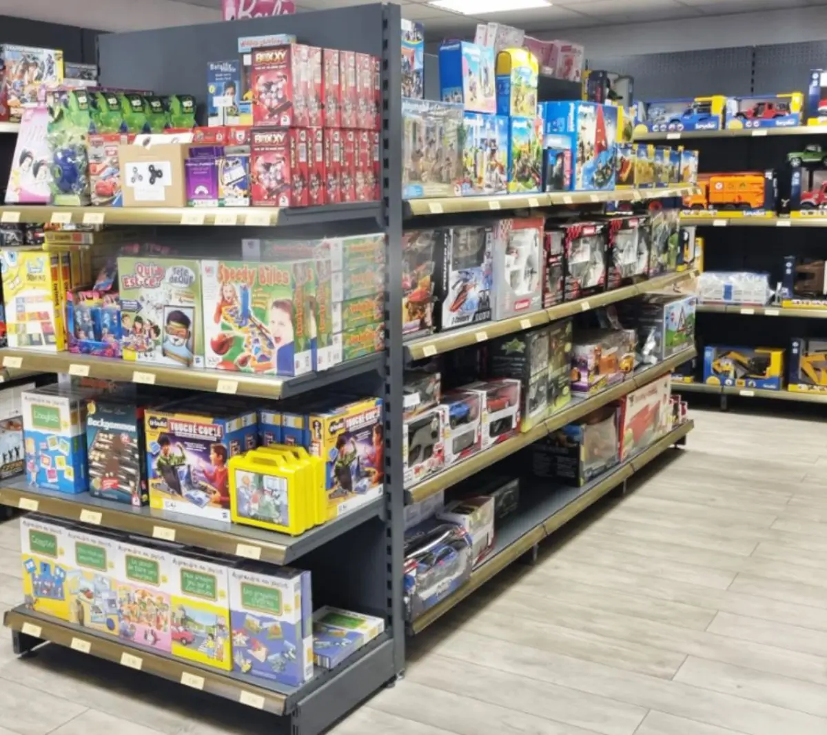 Les rayons de jouets chez CJouets
