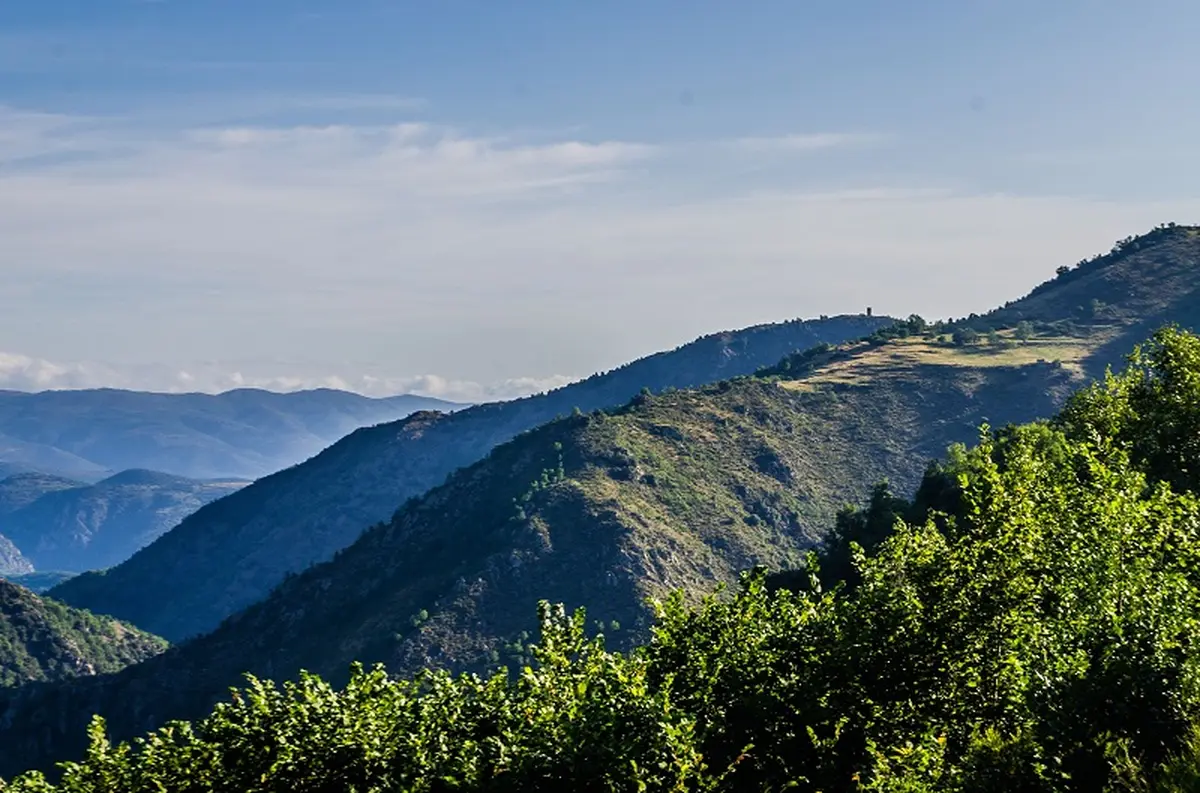 Les Sentiers De Claire : Sentier De Cantapoc Dans La Vallee De La Rotja