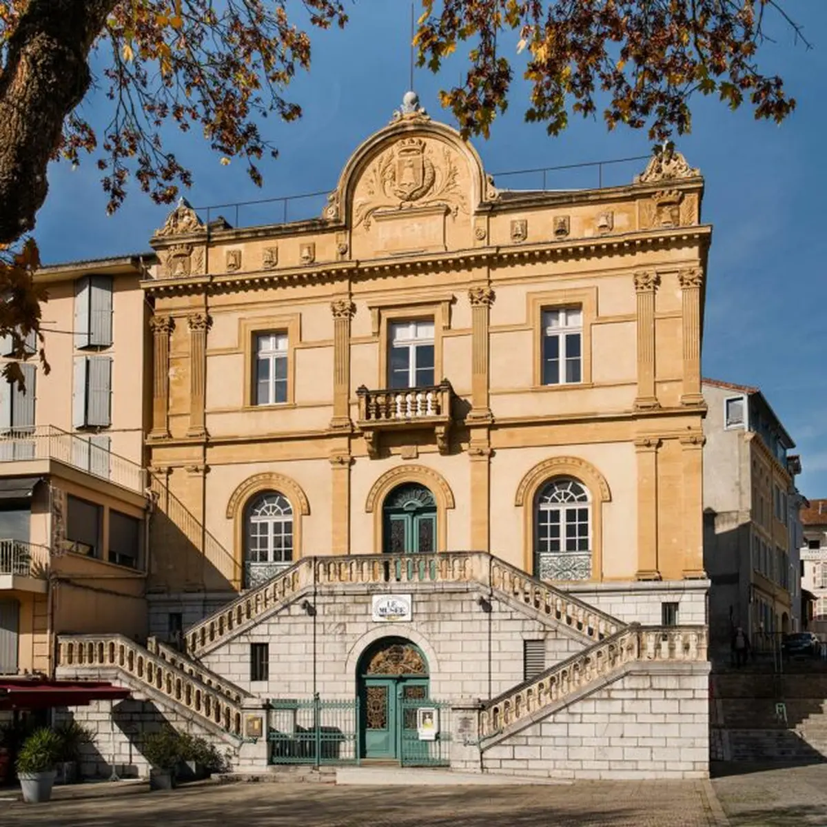 Les Soirées D’été Au Musée