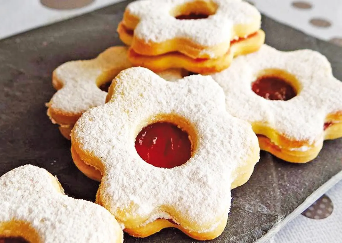 Les spitzbuebe (bredala à la confiture)