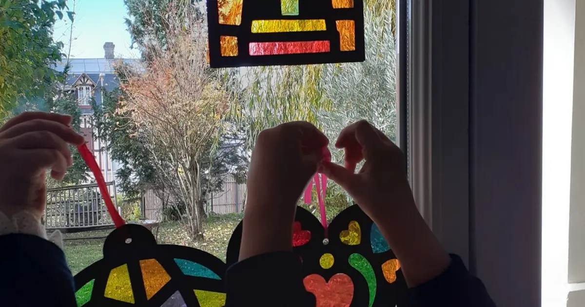 Les Toiles de Verre – Ateliers autour du vitrail