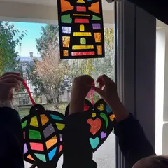 Les Toiles de Verre – Ateliers autour du vitrail
