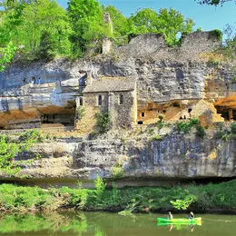Les vacances d'automne au village troglodytique de la Madeleine