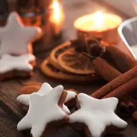 Les Zimtsterne - étoiles à la cannelle &copy; Doris Heinrichs - Fotolia.com