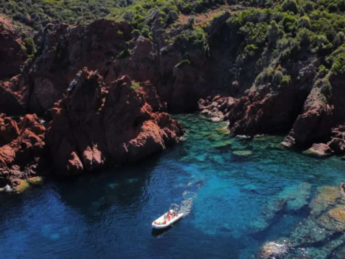 Location bateau avec permis au départ de Galéria (20)