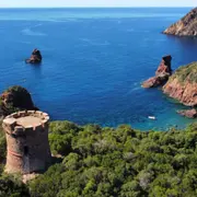 Location bateau sans permis au coucher du soleil à Galéria (20)