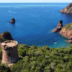 Location bateau sans permis au coucher du soleil à Galéria (20)
