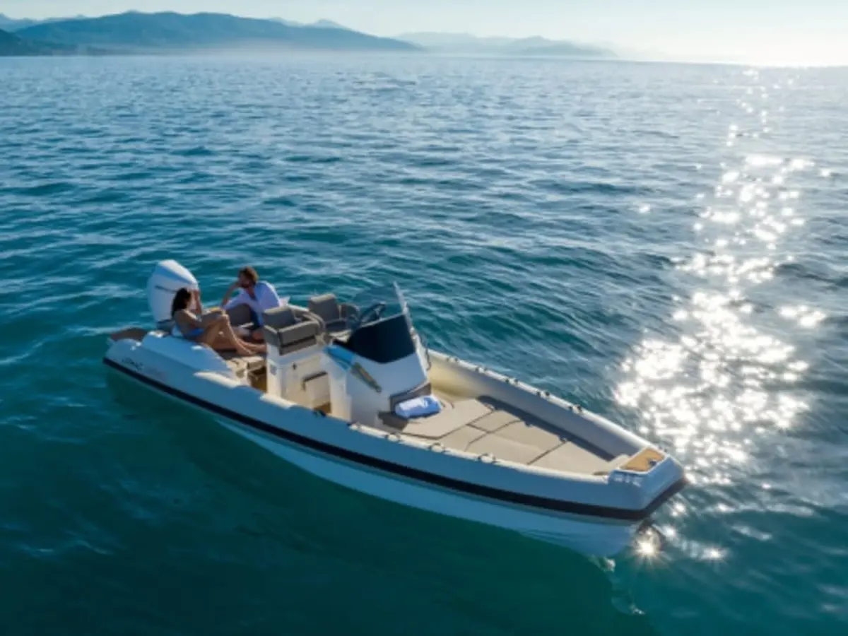 Location de bateau 11 pers.  à Saint-Florent (20)