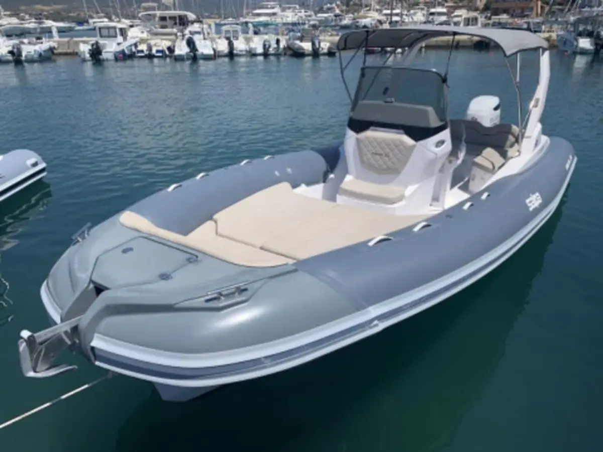 Location de bateau 14 pers. à Propriano (20)