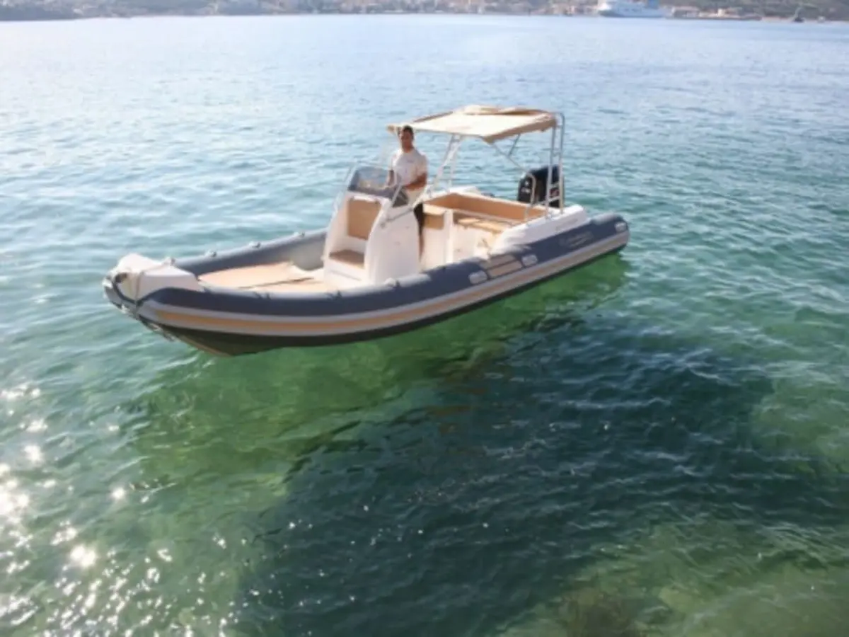 Location de bateau 9 pers. à Propriano (20)