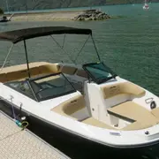 Location de bateau avec permis 10 pers. Grand Port Aix-les-Bains