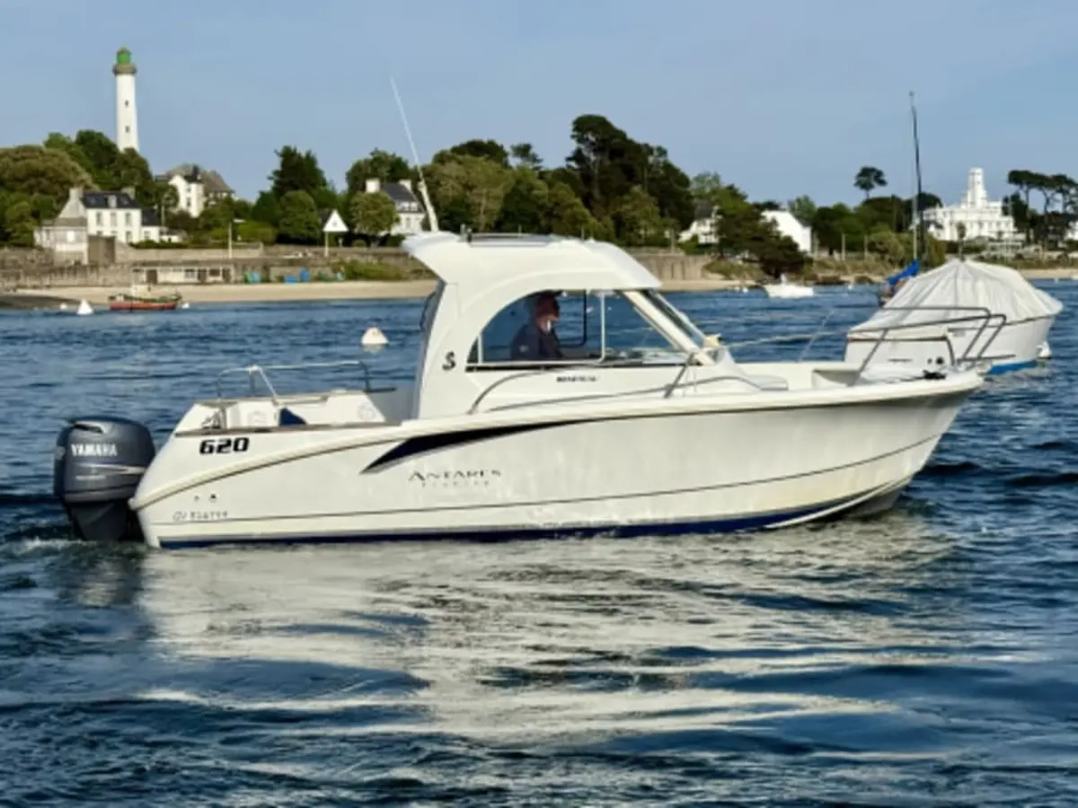 Location de bateau avec permis 6 pers. à Combrit Sainte-Marine
