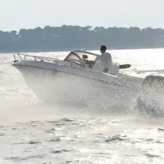 Location de bateau Beneteau Ombrine 630 7 pers à Arcachon (33)