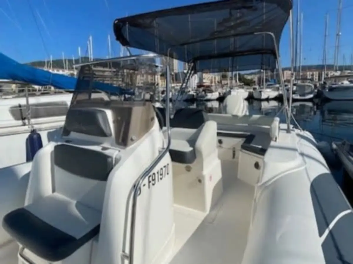 Location de bateau BSC 78 à Grosseto-Prugna (20)