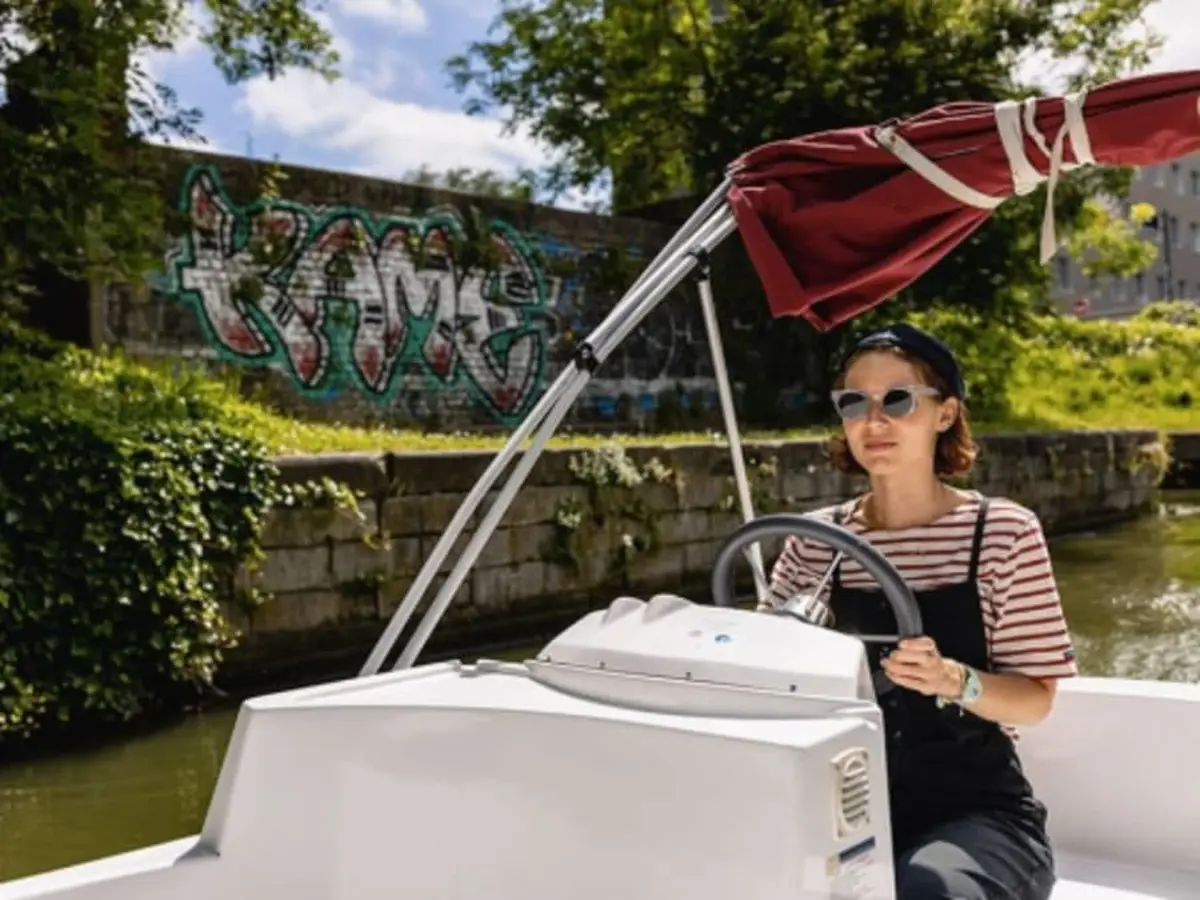 Location de bateau électrique (11 pers. max) à Lille