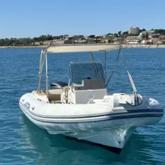 Location de bateau pour 12 pers. à Antibes (06)