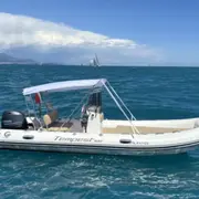 Location de bateau pour 4 pers. à Antibes (06)