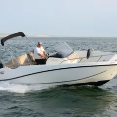 Location de bateau QuickSilver Activ 675 8 pers à Arcachon (33)