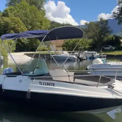 Location de bateau sans permis 5 p. Port de Mémard Aix-les-Bains