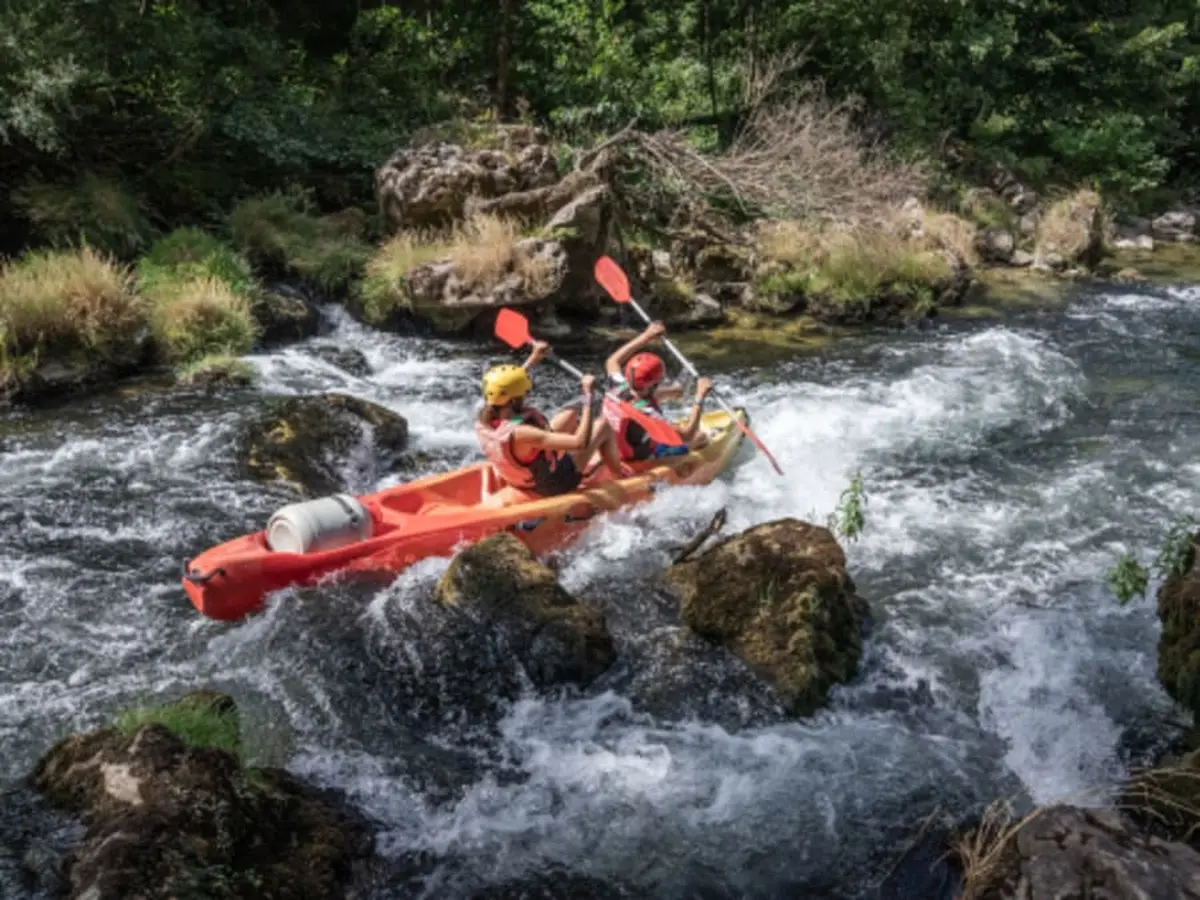 Location de Canoë Kayak à Millau : descente de la Dourbie