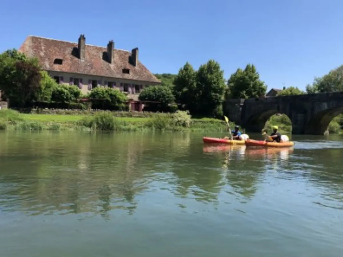 Location de canoë-kayak à Quingey (25) - Parcours 12 km