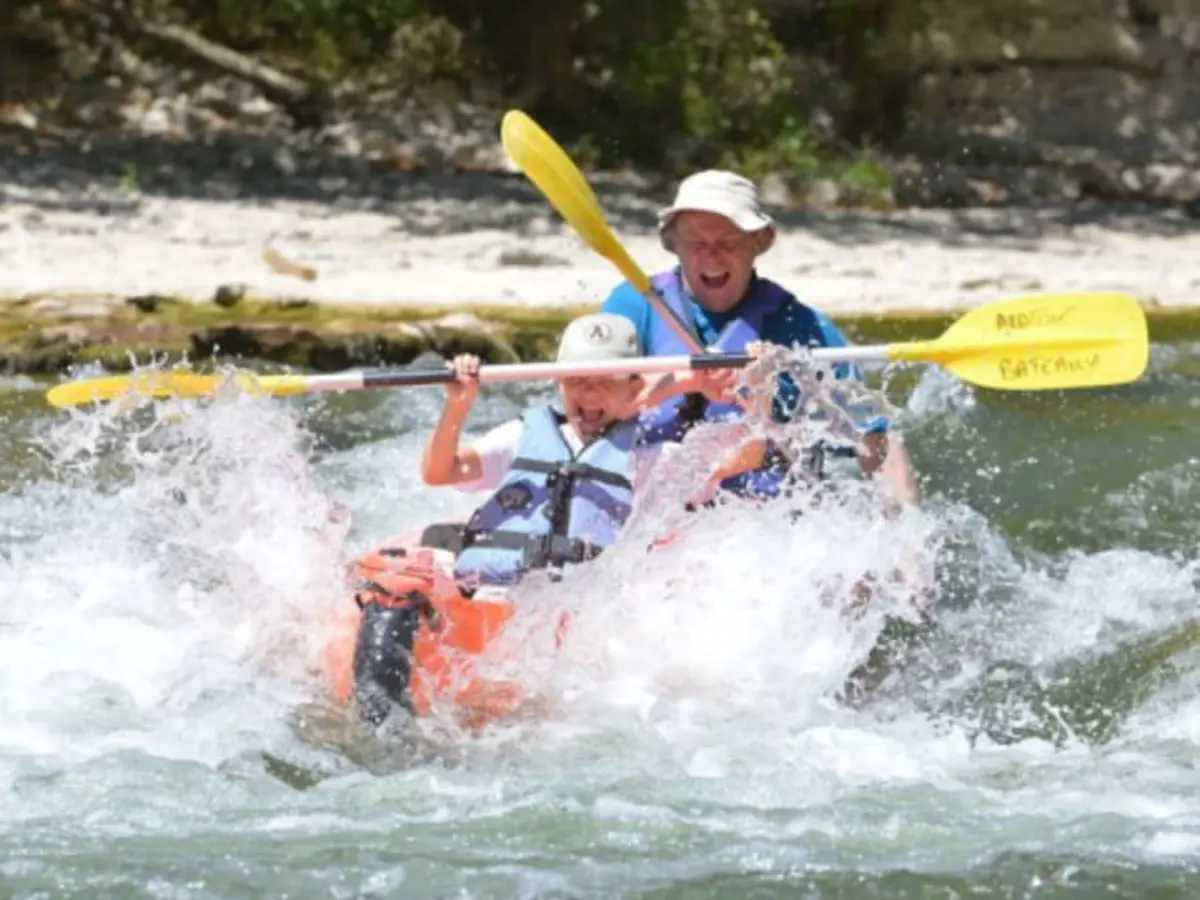 Location de Canoë Kayak à Vallon-Pont-d'Arc : parcours 37km
