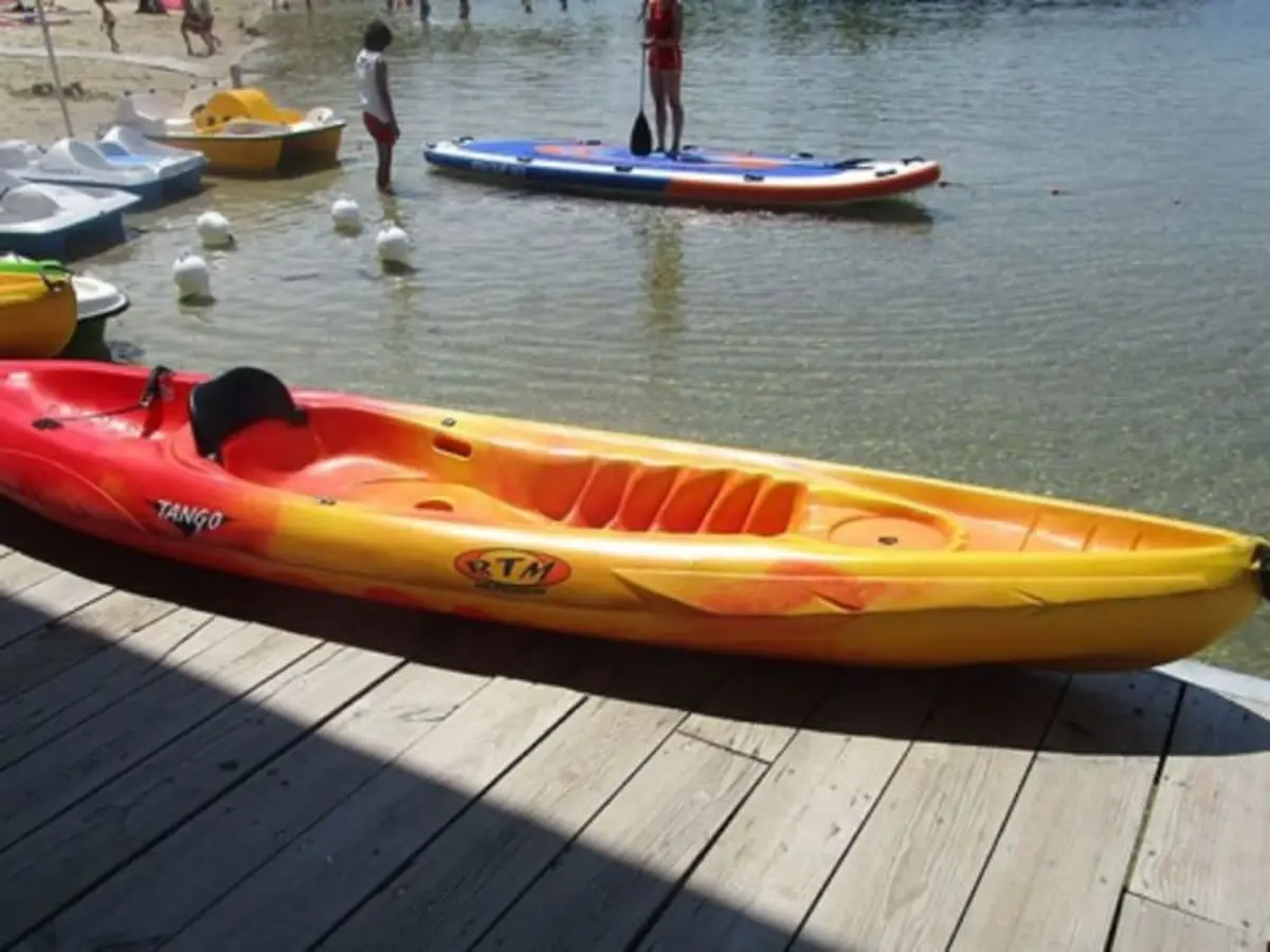 Location de Canoë/Kayak au lac d'Arjuzanx (40)