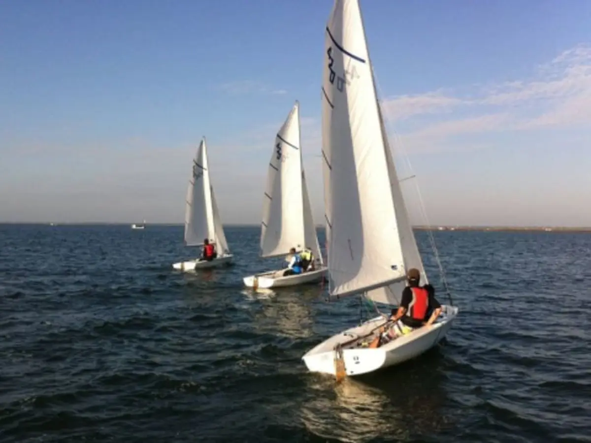 Location de Catamaran à Arjuzanx (40)