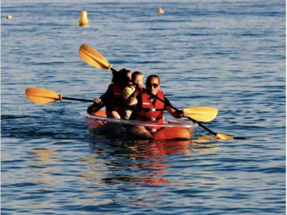 Location de kayak transparent 1h à Antibes (06)