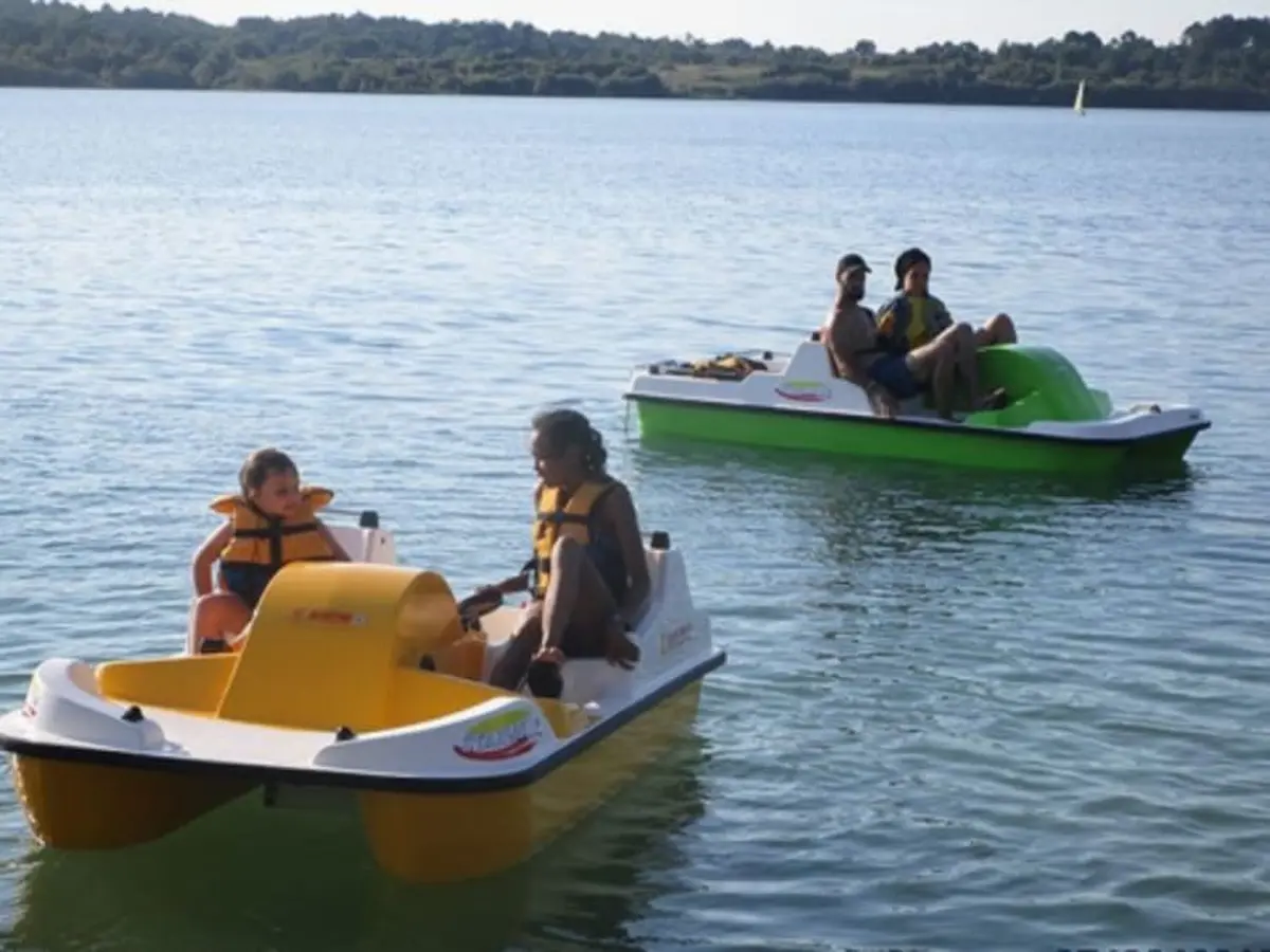 Location de Pédalo à Arjuzanx (40)